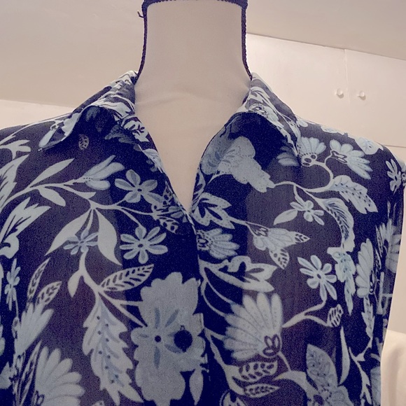 Blouse - Picture 1 of 4